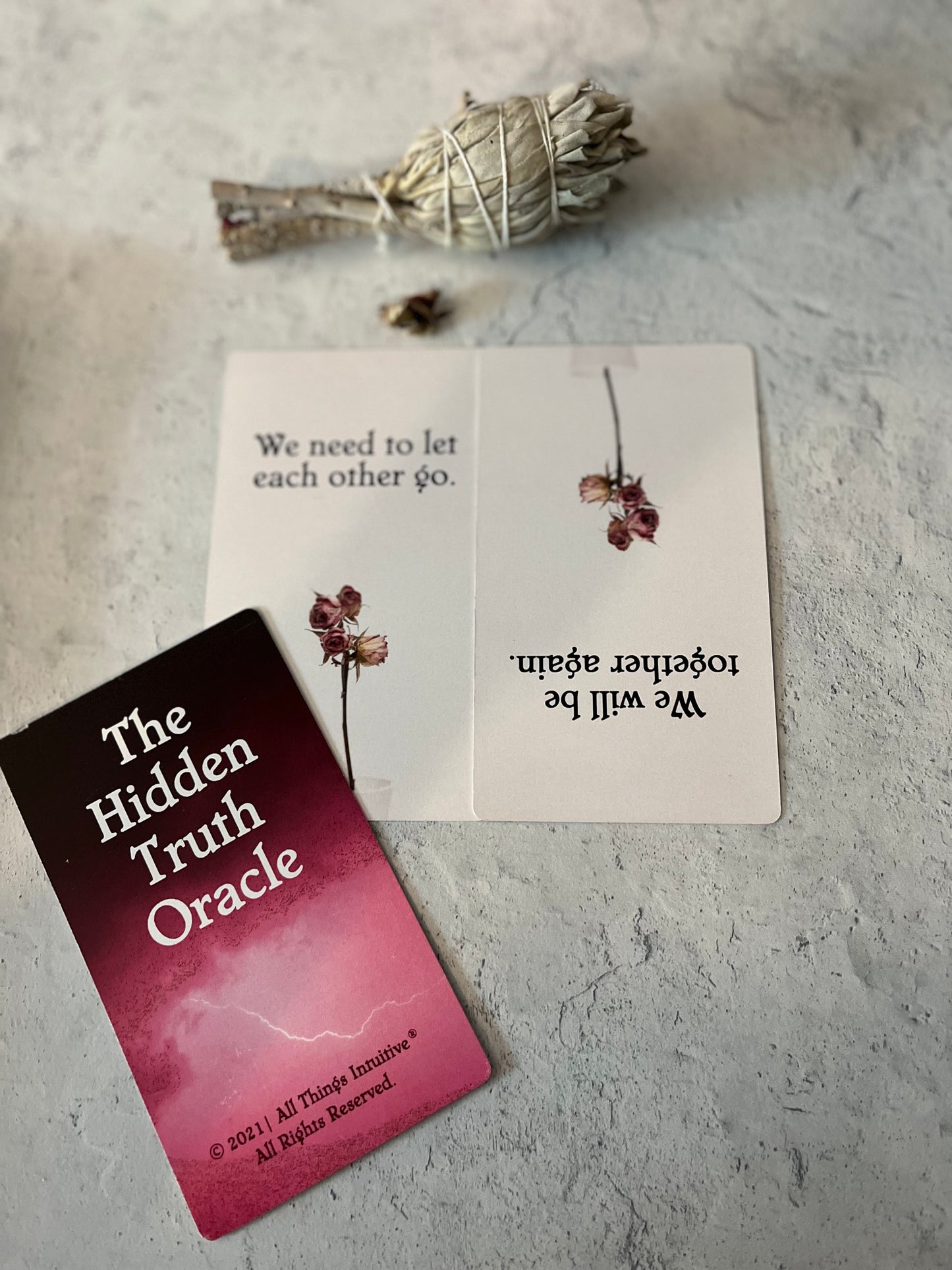 Authentic Hidden Truth ® Oracle - Previous version overstock